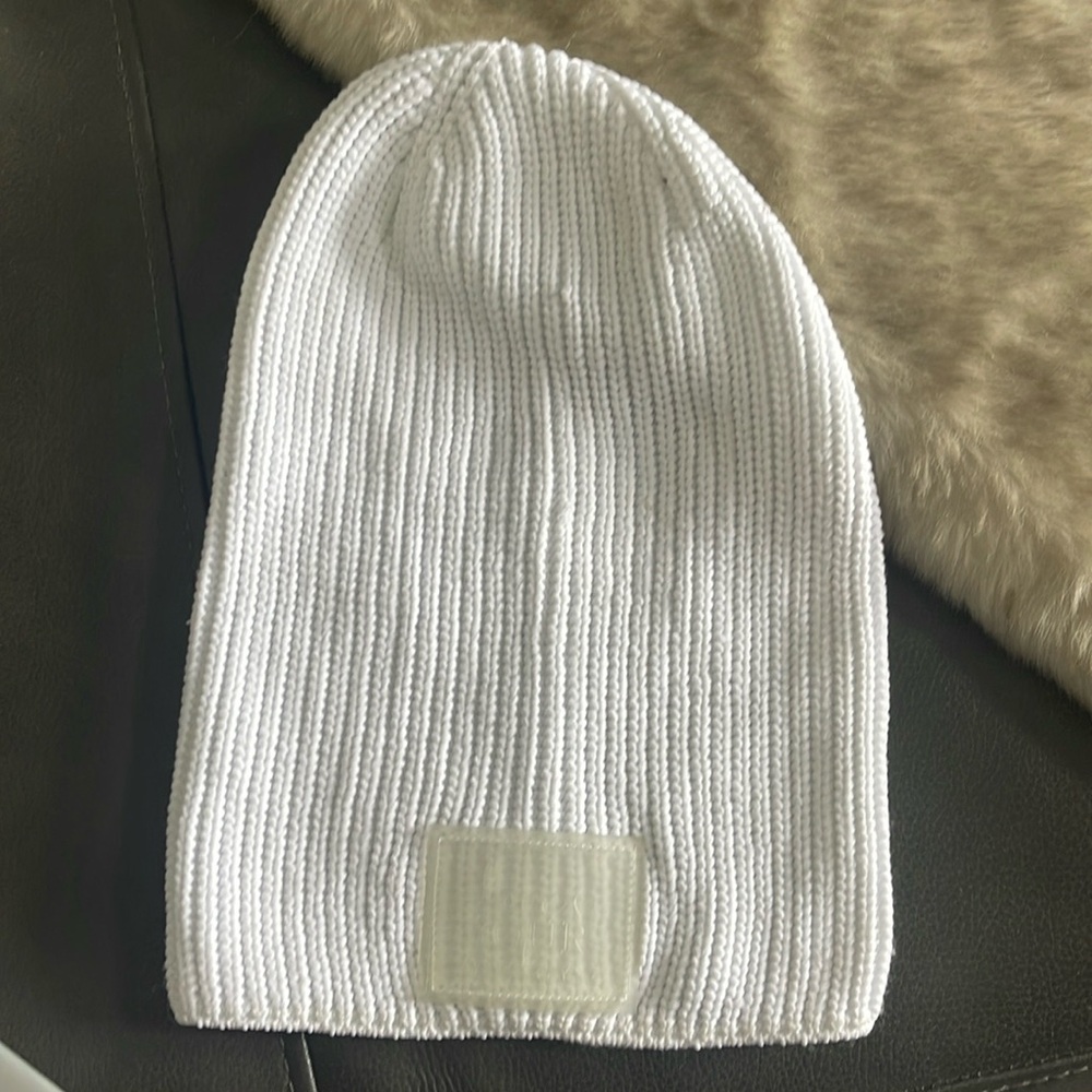 Brand New! $35 White Love Your Lemon hat with clear logo